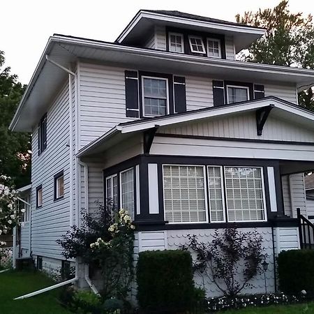 Niagara Falls Canada Getaway Villa ภายนอก รูปภาพ