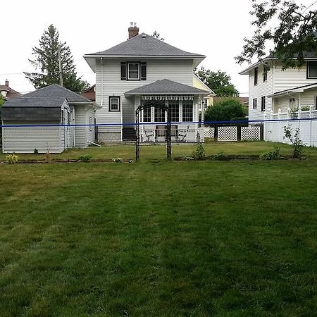 Niagara Falls Canada Getaway Villa ภายนอก รูปภาพ
