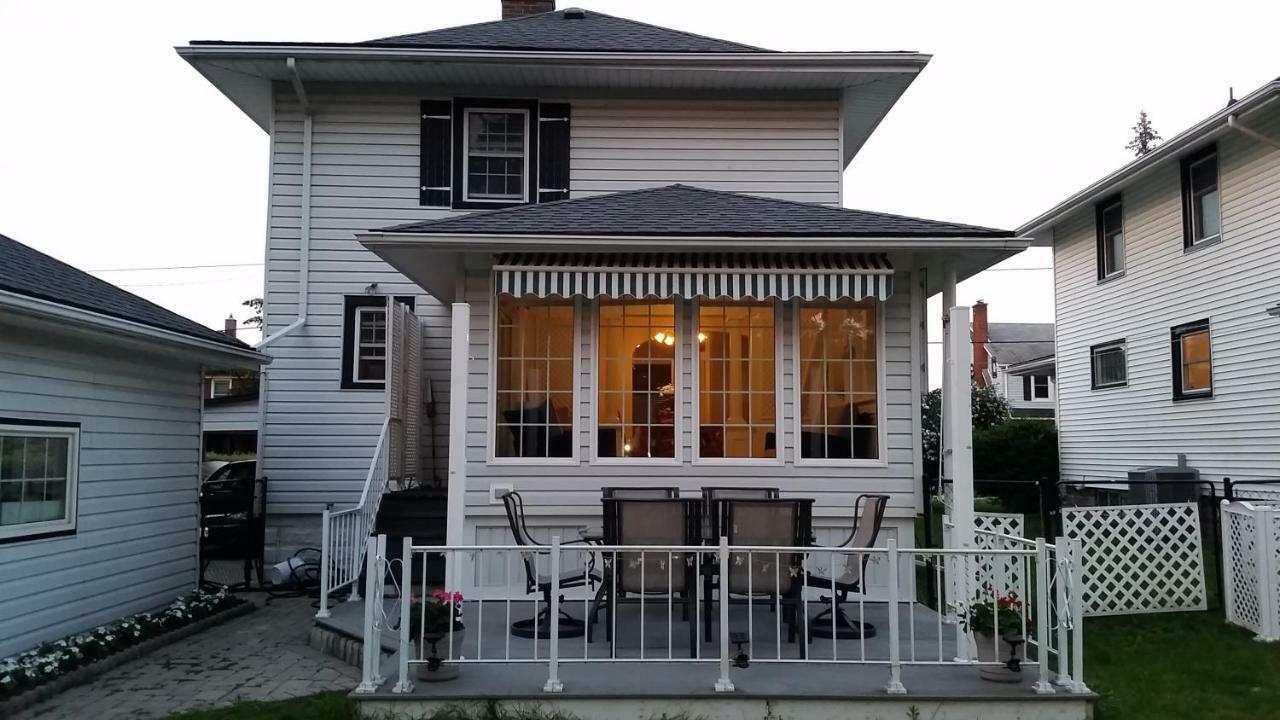 Niagara Falls Canada Getaway Villa ภายนอก รูปภาพ